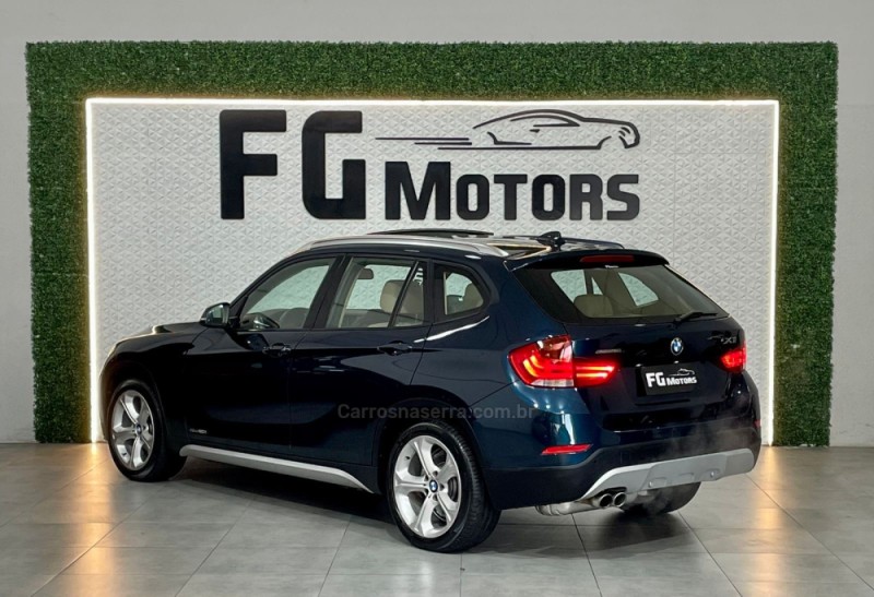 X1 2.0 20I 4X2 16V FLEX 4P AUTOMÁTICO - 2015 - NOVO HAMBURGO