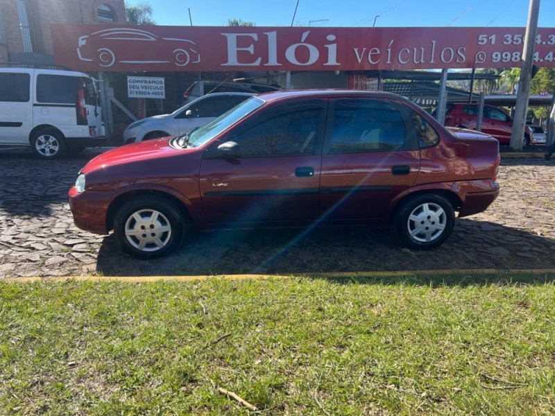 CORSA 1.0 MPFI CLASSIC SEDAN LIFE 8V FLEX 4P MANUAL - 2009 - DOIS IRMãOS