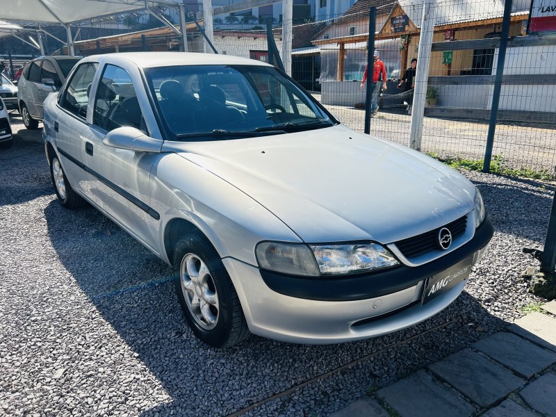VECTRA 2.2 MPFI GLS 8V GASOLINA 4P MANUAL - 1999 - CAXIAS DO SUL