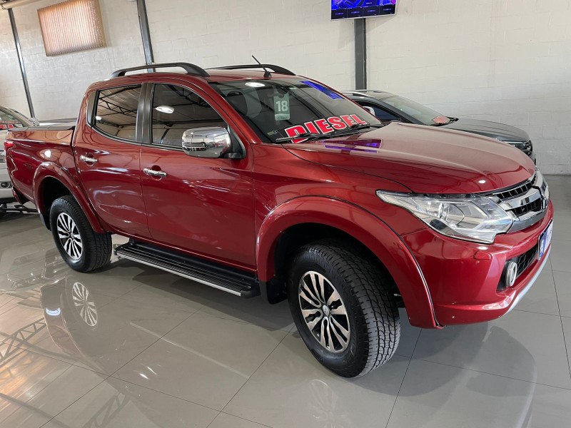 L200 TRITON 2.4 16V TURBO DIESEL SPORT HPE TOP CD 4P 4X4 AUTOMÁTICO - 2018 - CAXIAS DO SUL