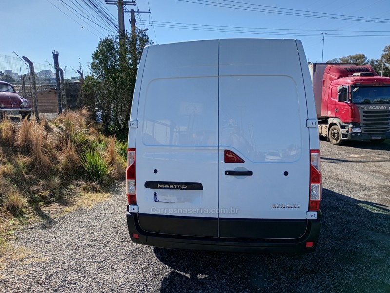 MASTER 2.3 EXTRA FURGÃO L3H2 16V TURBO INTERCOOLER DIESEL 4P MANUAL - 2017 - FARROUPILHA