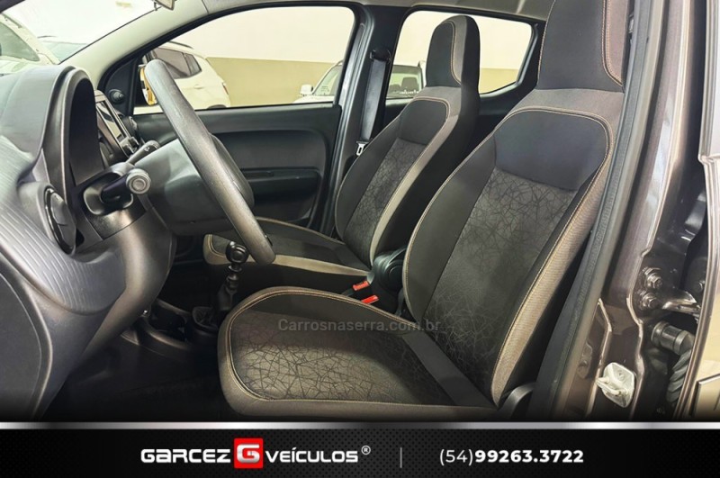 MOBI 1.0 TREKKING 8V FLEX 4P MANUAL - 2024 - BENTO GONçALVES