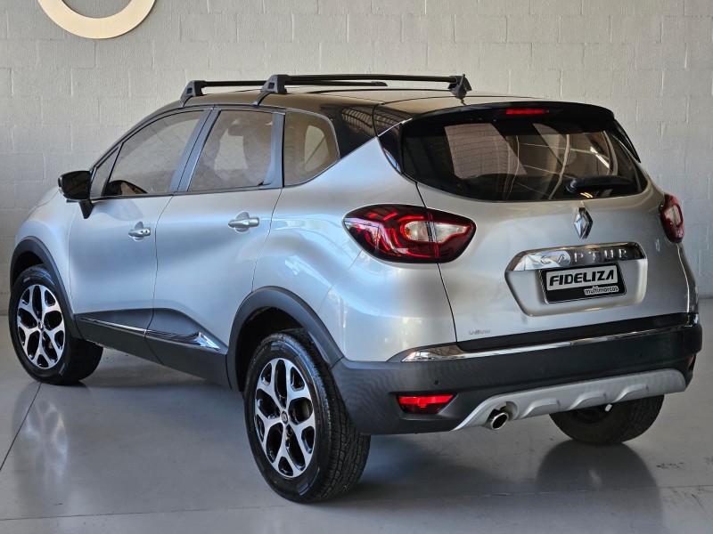 CAPTUR 1.6 16V FLEX INTENSE AUTOMÁTICO - 2019 - FARROUPILHA