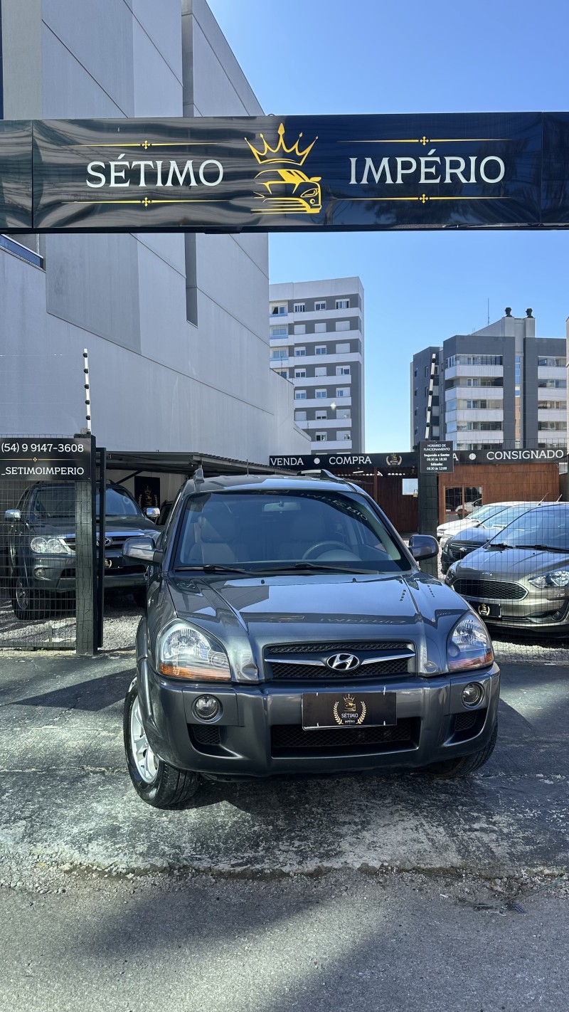 tucson 2.0 mpfi gls base 16v 143cv 2wd flex 4p automatico 2015 caxias do sul