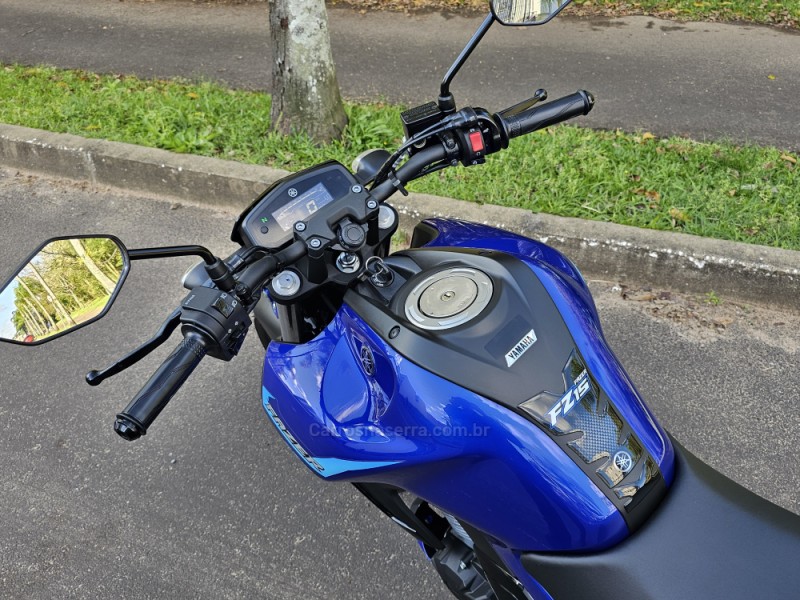 FAZER FZ15 ABS CONNECTED - 2025 - CAMPO BOM