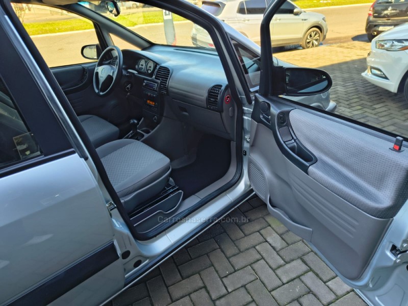 ZAFIRA 2.0 MPFI EXPRESSION 8V FLEX 4P AUTOMÁTICO - 2009 - NOVO HAMBURGO