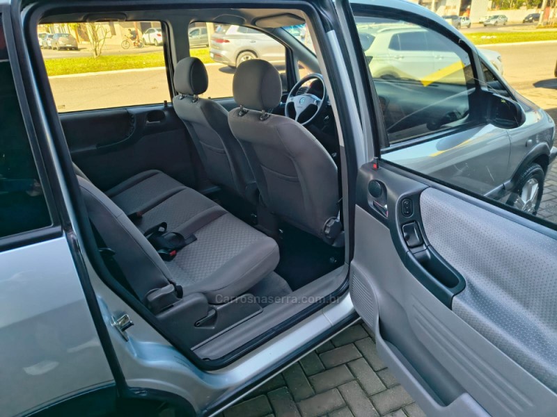 ZAFIRA 2.0 MPFI EXPRESSION 8V FLEX 4P AUTOMÁTICO - 2009 - NOVO HAMBURGO