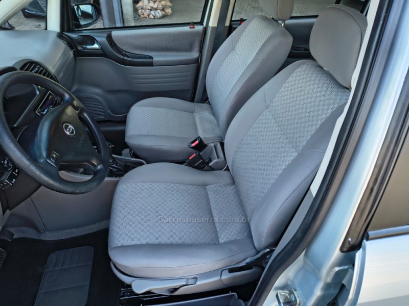 ZAFIRA 2.0 MPFI EXPRESSION 8V FLEX 4P AUTOMÁTICO - 2009 - NOVO HAMBURGO