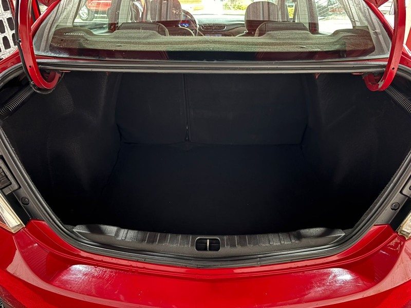 PRISMA 1.4 MPFI LTZ 8V FLEX 4P MANUAL - 2015 - TEUTôNIA