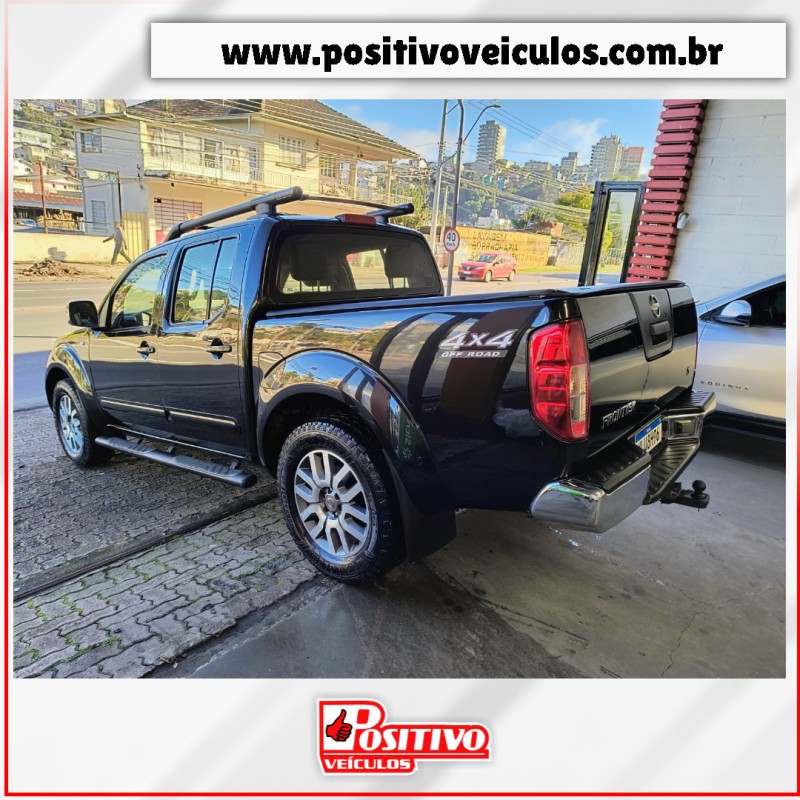 FRONTIER 2.5 SL 4X4 CD TURBO ELETRONIC DIESEL 4P AUTOMÁTICO - 2014 - CAXIAS DO SUL