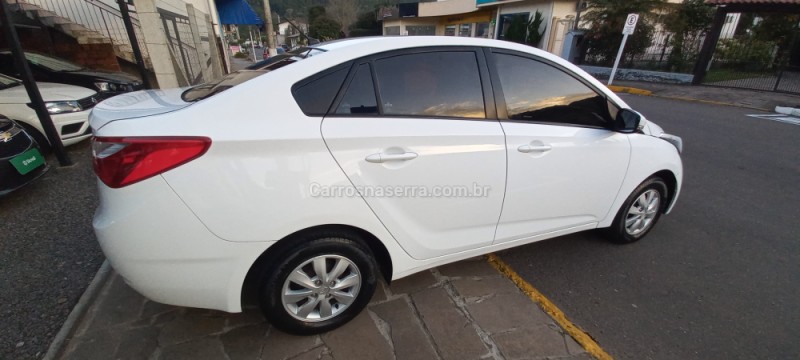 HB20S 1.6 COMFORT PLUS 16V FLEX 4P MANUAL - 2015 - PICADA CAFé