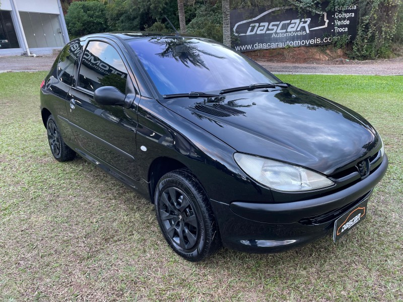 206 1.0 SOLEIL 16V GASOLINA 2P MANUAL - 2002 - BOM PRINCíPIO