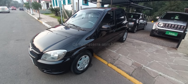 CELTA 1.0 MPFI LT 8V FLEX 4P MANUAL - 2012 - PICADA CAFé