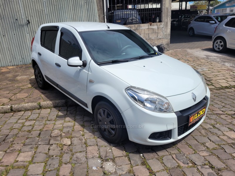 SANDERO 1.0 EXPRESSION 16V FLEX 4P MANUAL