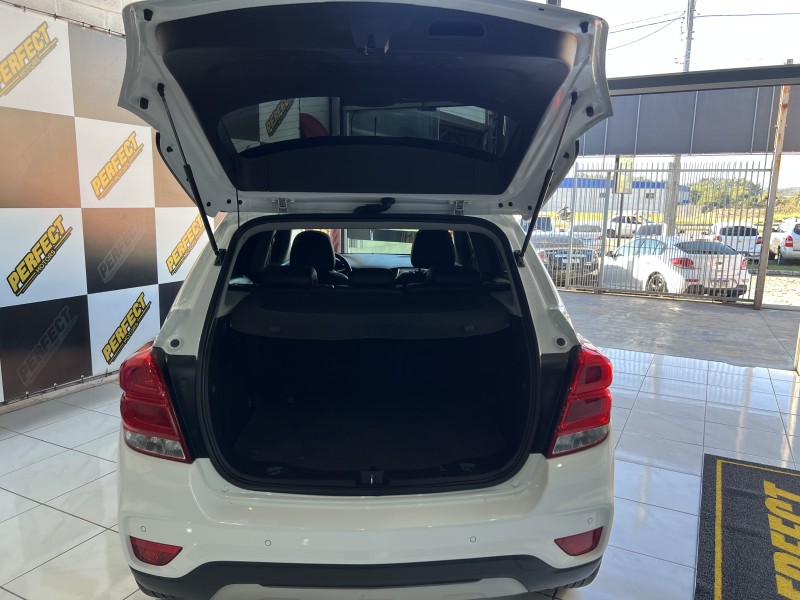 TRACKER 1.4 16V TURBO FLEX PREMIER AUTOMÁTICO - 2018 - PORTãO