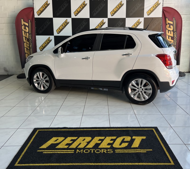 TRACKER 1.4 16V TURBO FLEX PREMIER AUTOMÁTICO - 2018 - PORTãO