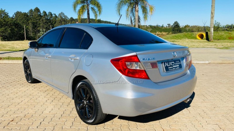 CIVIC 2.0 LXR 16V FLEX 4P AUTOMÁTICO - 2014 - DOIS IRMãOS