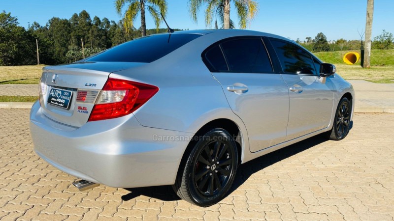 CIVIC 2.0 LXR 16V FLEX 4P AUTOMÁTICO - 2014 - DOIS IRMãOS