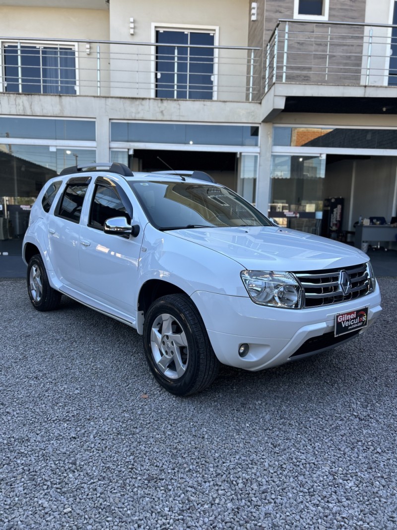 DUSTER 1.6 DYNAMIQUE 4X2 16V FLEX 4P MANUAL - 2013 - CARAZINHO