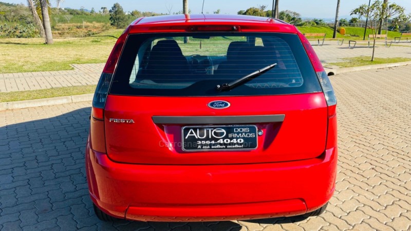 FIESTA 1.6 MPI CLASS HATCH 8V FLEX 4P MANUAL - 2011 - DOIS IRMãOS