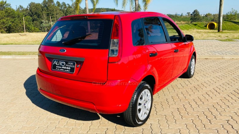 FIESTA 1.6 MPI CLASS HATCH 8V FLEX 4P MANUAL - 2011 - DOIS IRMãOS