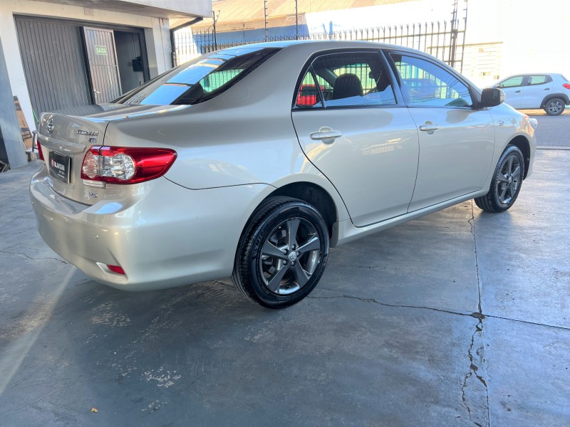 COROLLA 2.0 XEI 16V FLEX 4P AUTOMÁTICO - 2014 - CAXIAS DO SUL