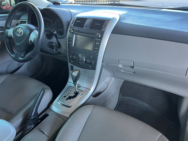 COROLLA 2.0 XEI 16V FLEX 4P AUTOMÁTICO - 2014 - CAXIAS DO SUL