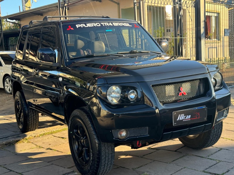 PAJERO TR4 2.0 4X4 16V 131CV GASOLINA 4P AUTOMÁTICO - 2010 - CAXIAS DO SUL