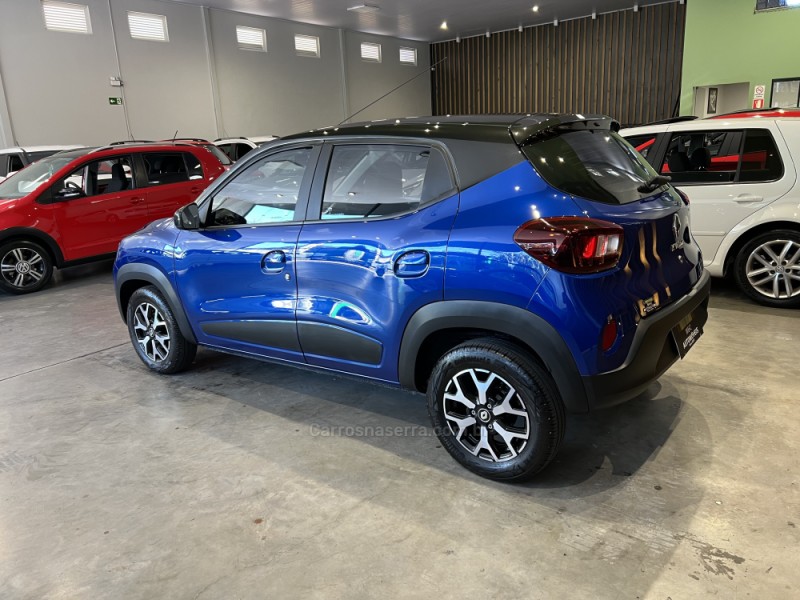 KWID 1.0 12V SCE FLEX INTENSE MANUAL - 2023 - CAXIAS DO SUL