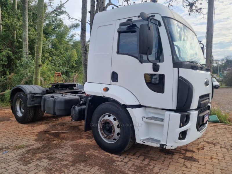 CARGO 1932 E TURBO - 2012 - PORTãO