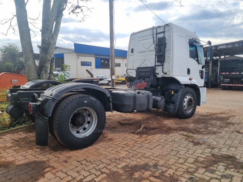 CARGO 1932 E TURBO - 2012 - PORTãO
