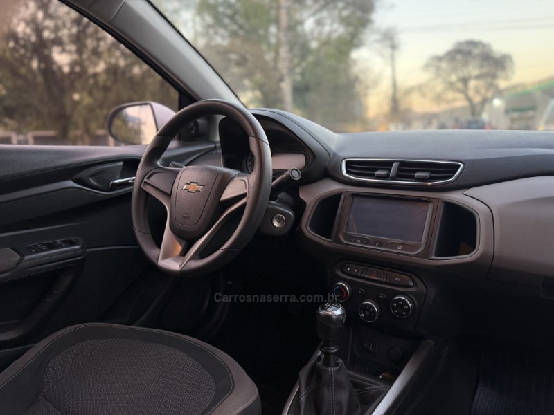 PRISMA 1.4 MPFI LTZ 8V FLEX 4P MANUAL - 2015 - PAROBé