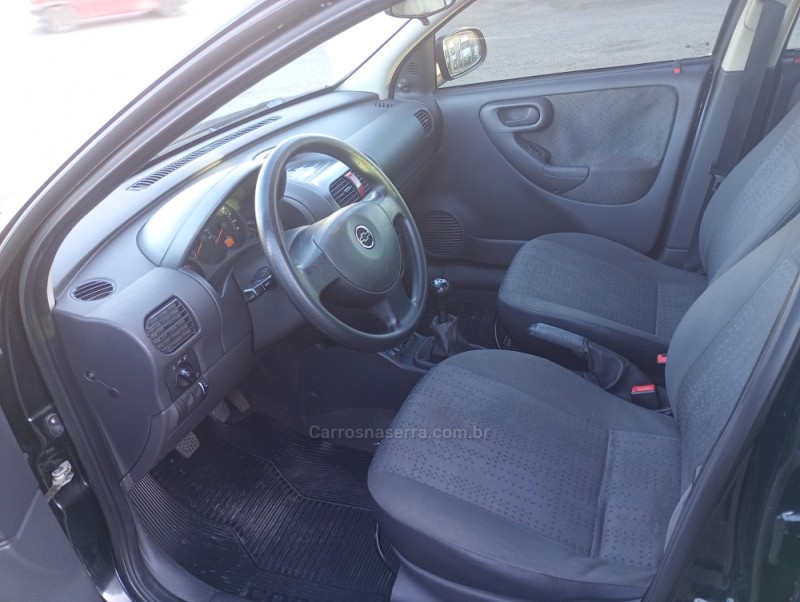 CORSA 1.4 MPFI MAXX 8V FLEX 4P MANUAL - 2012 - FARROUPILHA