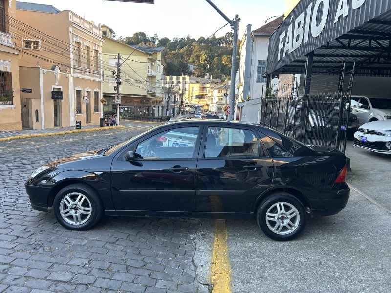 FOCUS 2.0 GLX SEDAN 16V GASOLINA 4P MANUAL - 2007 - GARIBALDI