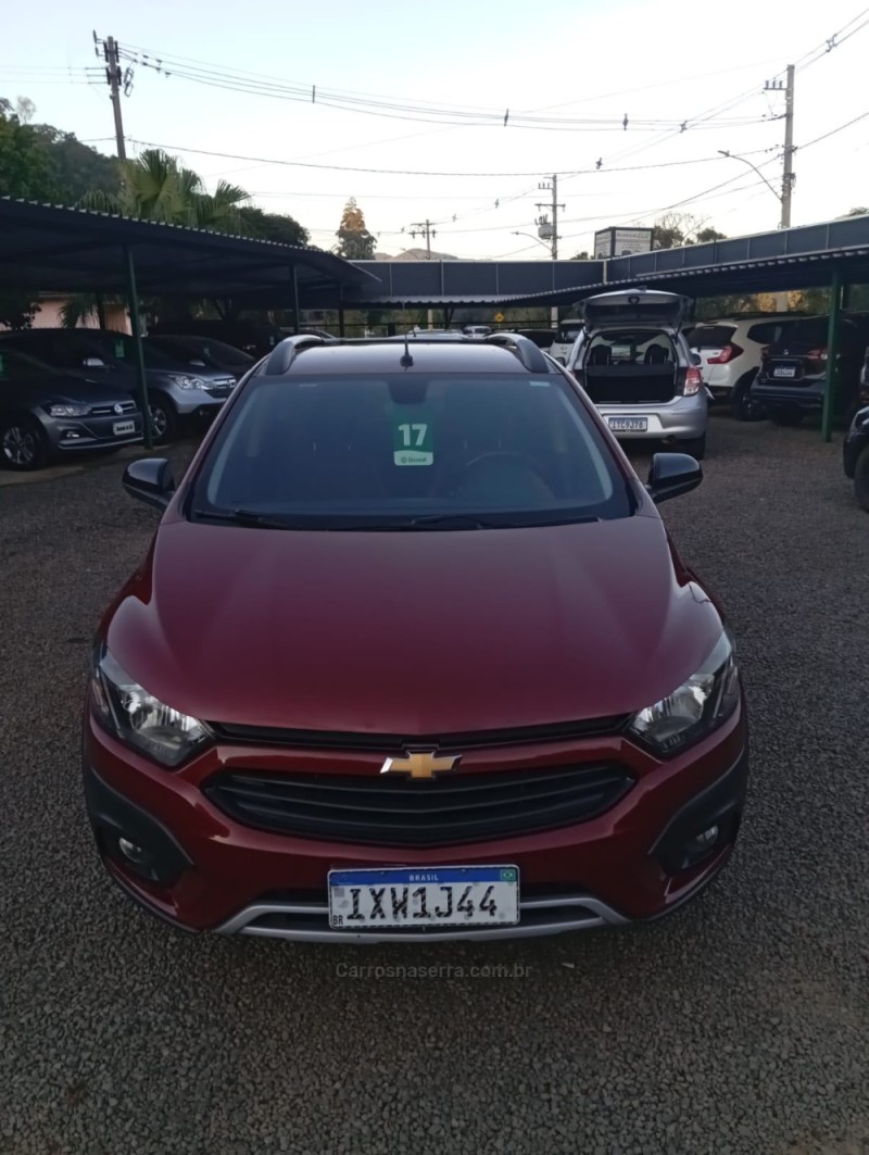 ONIX 1.4 MPFI ACTIV 8V FLEX 4P MANUAL - 2017 - PICADA CAFé