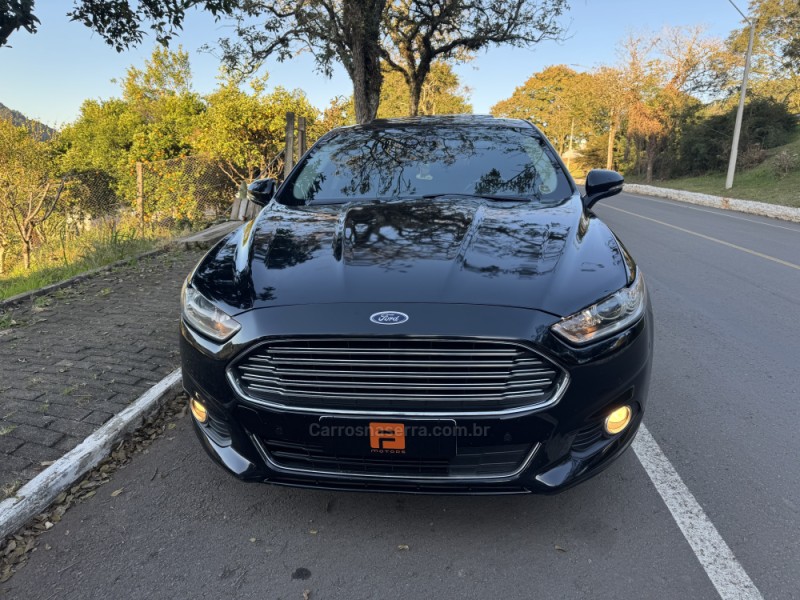 FUSION 2.0 TITANIUM GTDI ECOBOOST AWD AUTOMÁTICO - 2015 - NOVA ARAçá