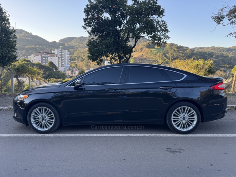 FUSION 2.0 TITANIUM GTDI ECOBOOST AWD AUTOMÁTICO - 2015 - NOVA ARAçá