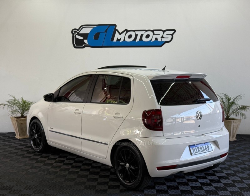 FOX 1.6 MI PRIME 8V FLEX 4P MANUAL - 2011 - NOVO HAMBURGO