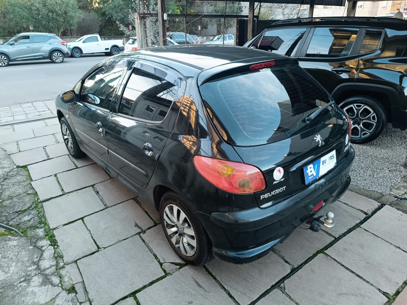 206 1.4 PRESENCE 8V GASOLINA 4P MANUAL - 2005 - BENTO GONçALVES