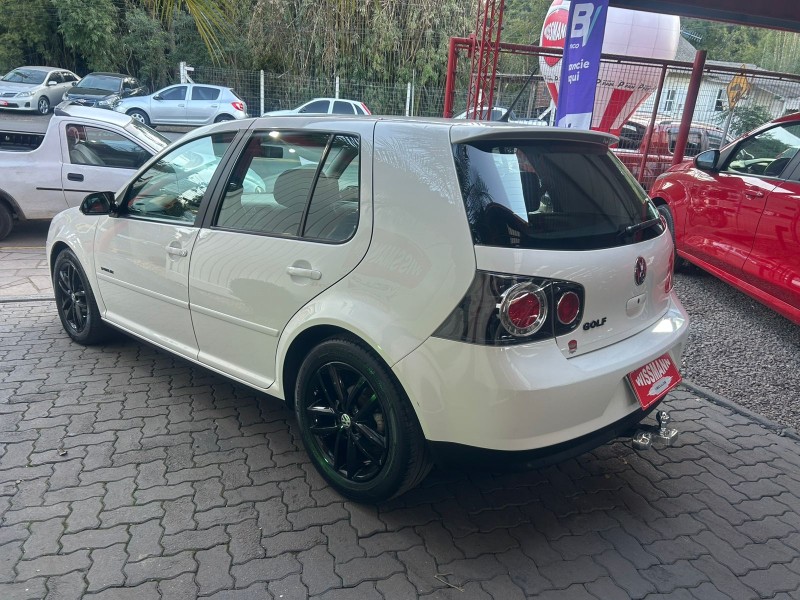 GOLF 1.6 MI SPORTLINE 8V FLEX 4P MANUAL - 2011 - TRêS COROAS