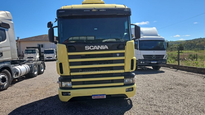 R-114 GA 360 4X2  - 1998 - FARROUPILHA