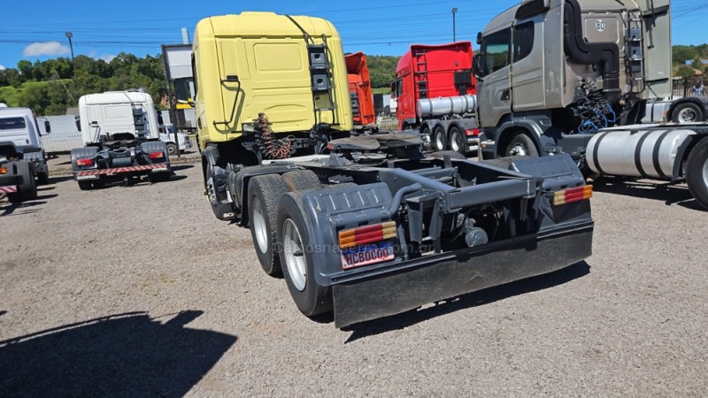 R-114 GA 360 4X2  - 1998 - FARROUPILHA