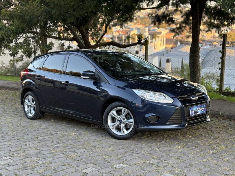 FOCUS 1.6 SE 16V FLEX 4P AUTOMÁTICO - 2014 - CAXIAS DO SUL