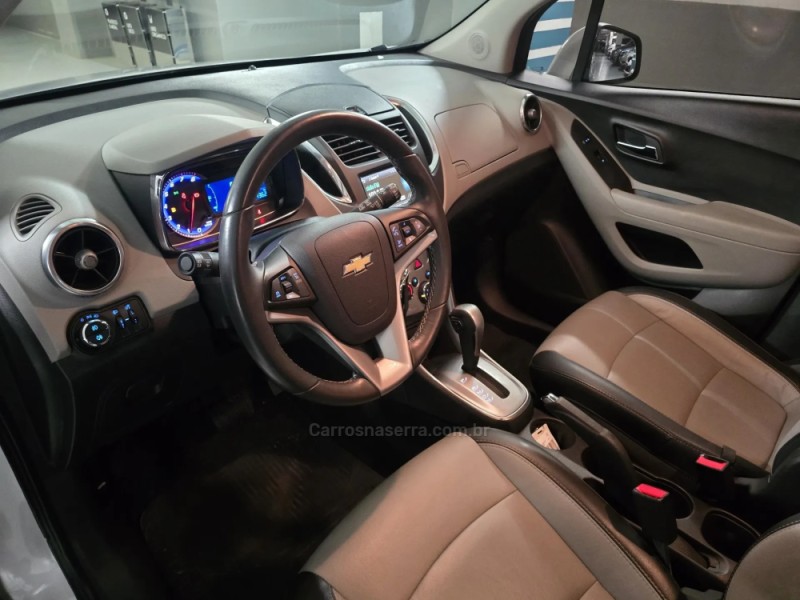 TRACKER 1.8 MPFI LTZ 4X2 16V FLEX 4P AUTOMÁTICO - 2015 - PORTO ALEGRE