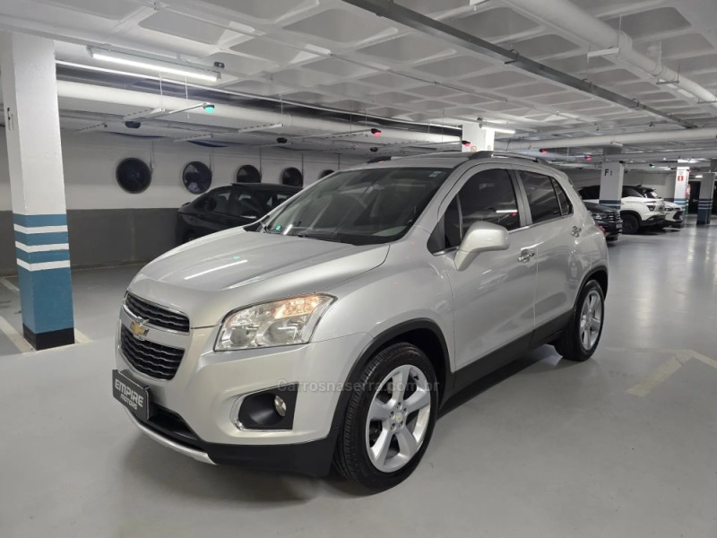 TRACKER 1.8 MPFI LTZ 4X2 16V FLEX 4P AUTOMÁTICO - 2015 - PORTO ALEGRE
