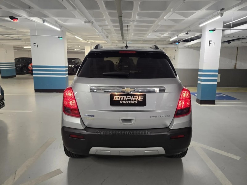 TRACKER 1.8 MPFI LTZ 4X2 16V FLEX 4P AUTOMÁTICO - 2015 - PORTO ALEGRE