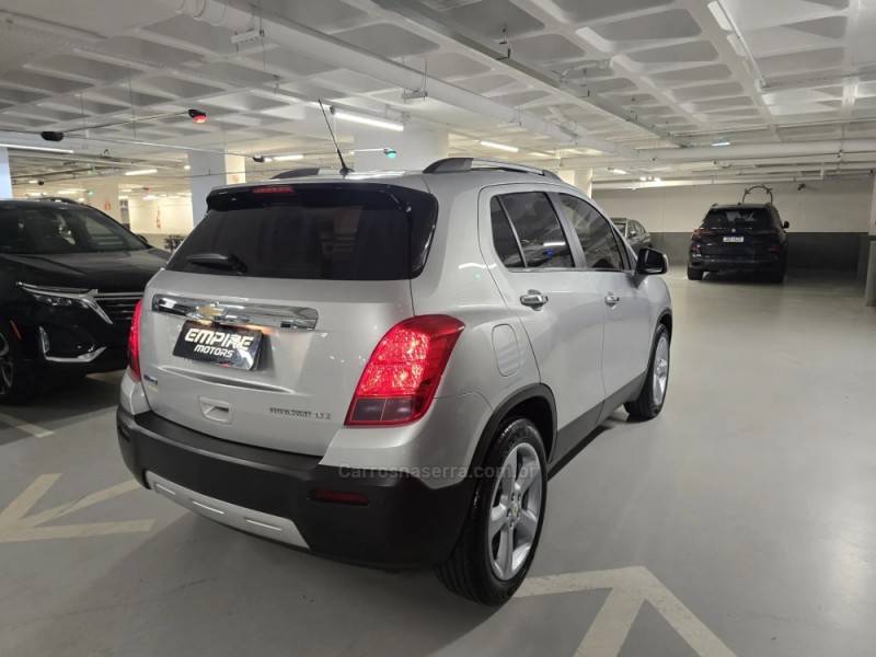 TRACKER 1.8 MPFI LTZ 4X2 16V FLEX 4P AUTOMÁTICO - 2015 - PORTO ALEGRE