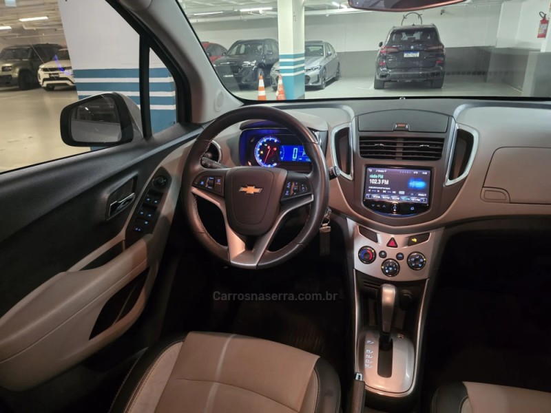 TRACKER 1.8 MPFI LTZ 4X2 16V FLEX 4P AUTOMÁTICO - 2015 - PORTO ALEGRE
