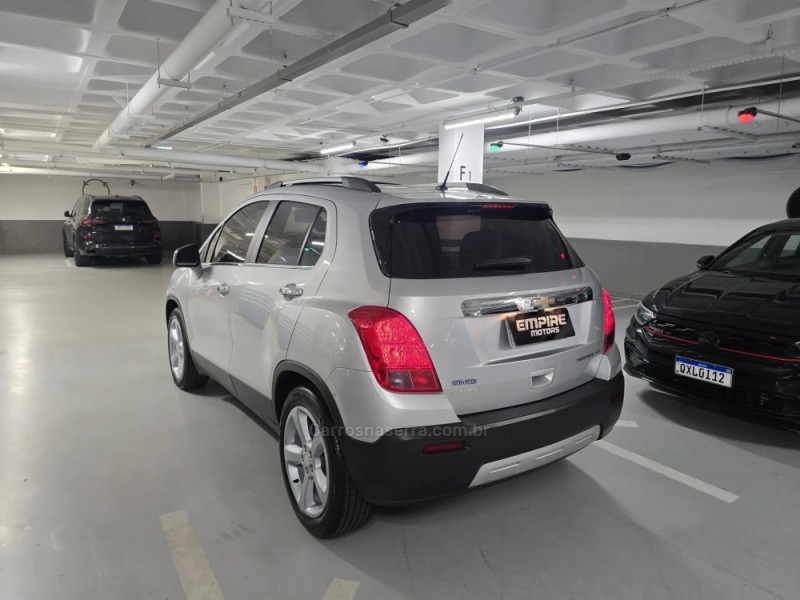 TRACKER 1.8 MPFI LTZ 4X2 16V FLEX 4P AUTOMÁTICO - 2015 - PORTO ALEGRE