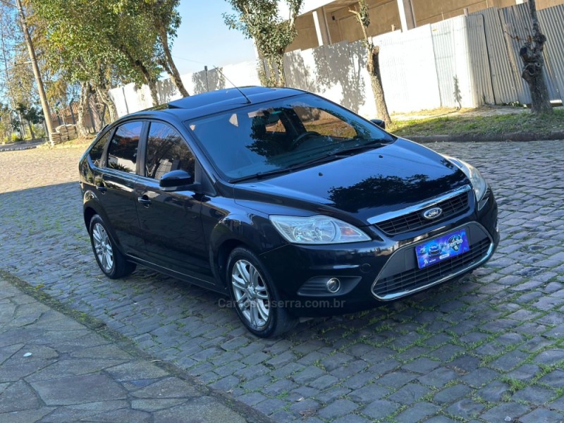 FOCUS 2.0 GHIA 16V FLEX 4P AUTOMÁTICO - 2009 - CAXIAS DO SUL